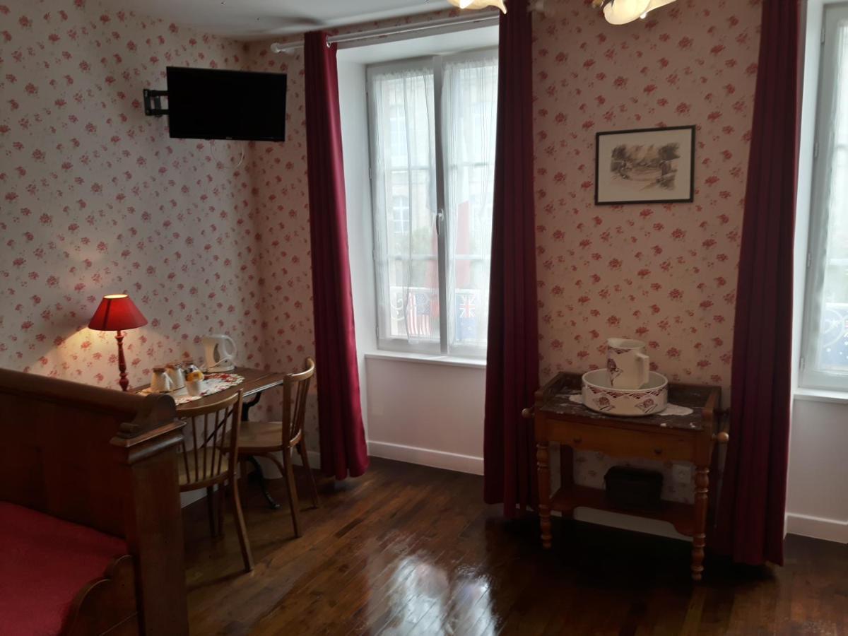 Chambres D'Hotes Et Table D'Hotes- Valentine 44 Sainte-Mere-Eglise Luaran gambar